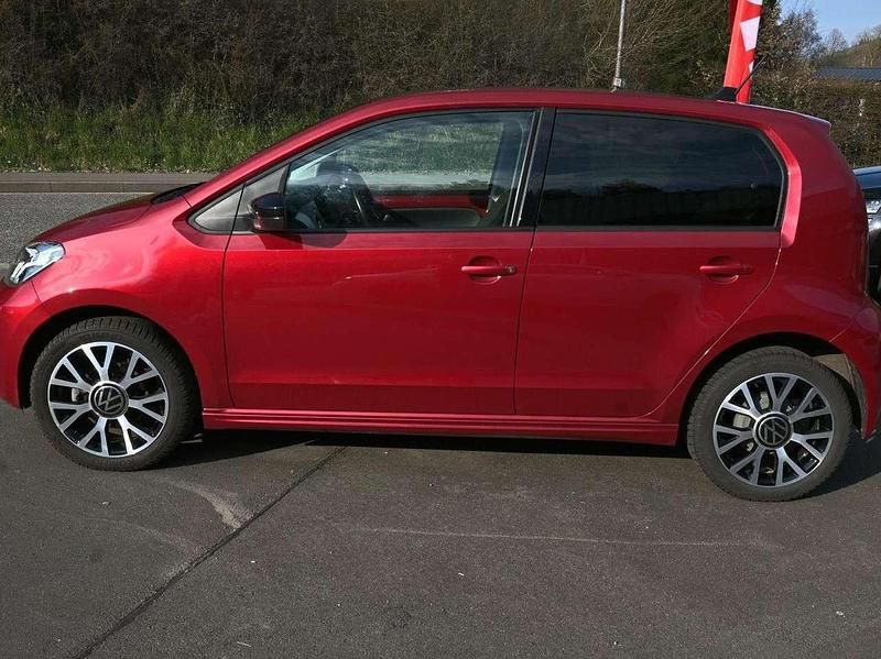 Gebraucht VW e-up! Edition 61 kW (83 PS) 2023 Kings red metallic Kleinwagen