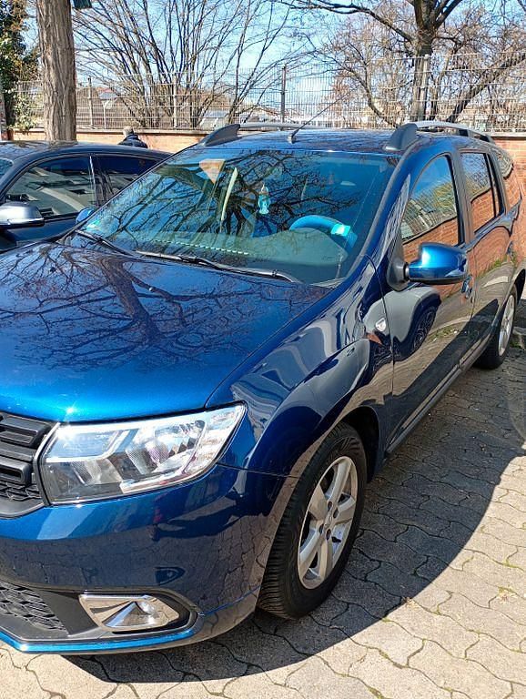 Gebraucht Dacia Logan MCV Stepway 90 PS (66 kW) 2017 Blau Limousine