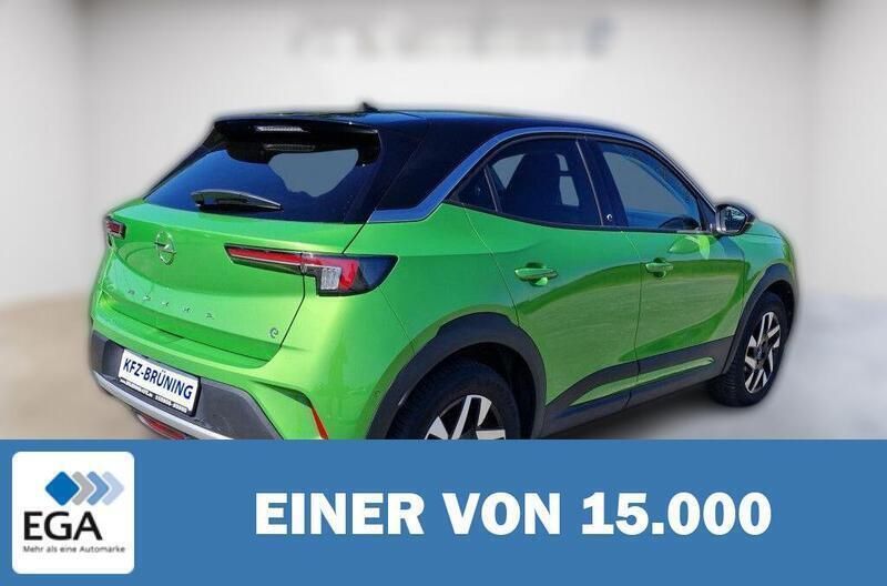 Grün metallic Gebraucht 2022 Opel Mokka-e Elegance SUV | 17.790 € (Guter Preis) - Bild 1/4