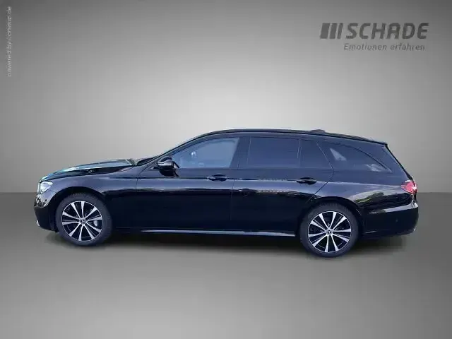 Gebraucht Mercedes E300 AMG line 320 PS (235 kW) 2022 Schwarz Limousine