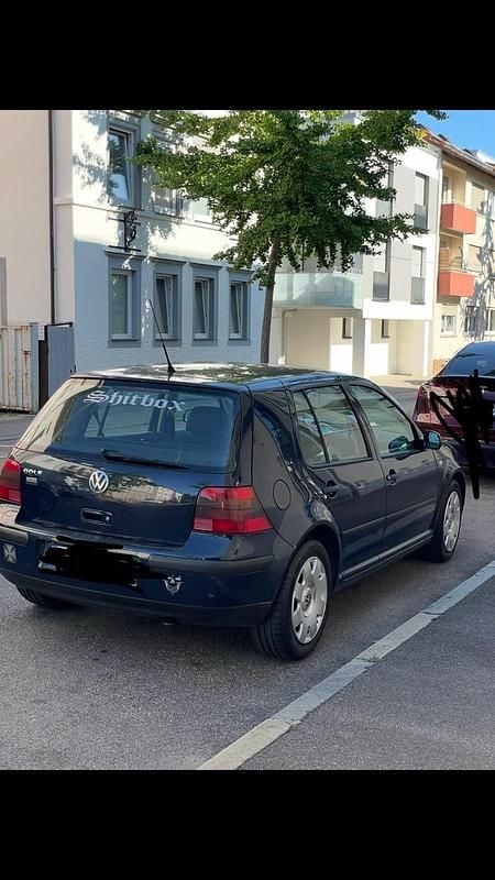 Gebraucht VW Golf IV 75 PS (55 kW) 2001 Blau Kleinwagen