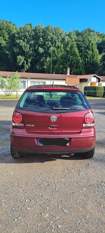 Second-hand VW Polo 60 CP (44 kW) 2009 Roșu Hatchback