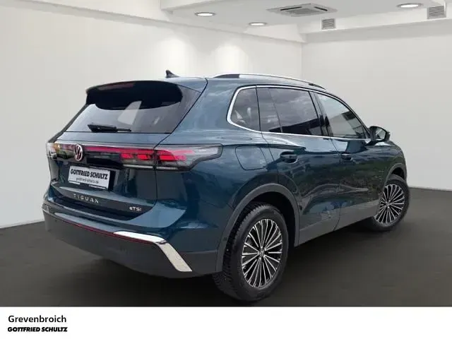 Neu VW Tiguan Elegance 150 PS (110 kW) 2026 Gelb SUV