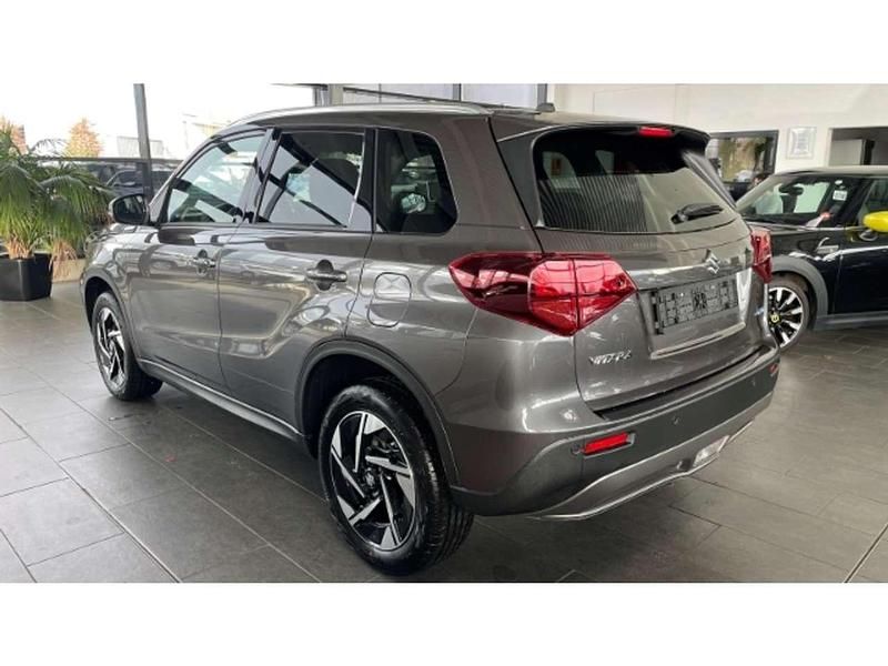 Gebraucht Suzuki Vitara Comfort+ 110 PS (80 kW) 2025 Titan dark gray metallic SUV
