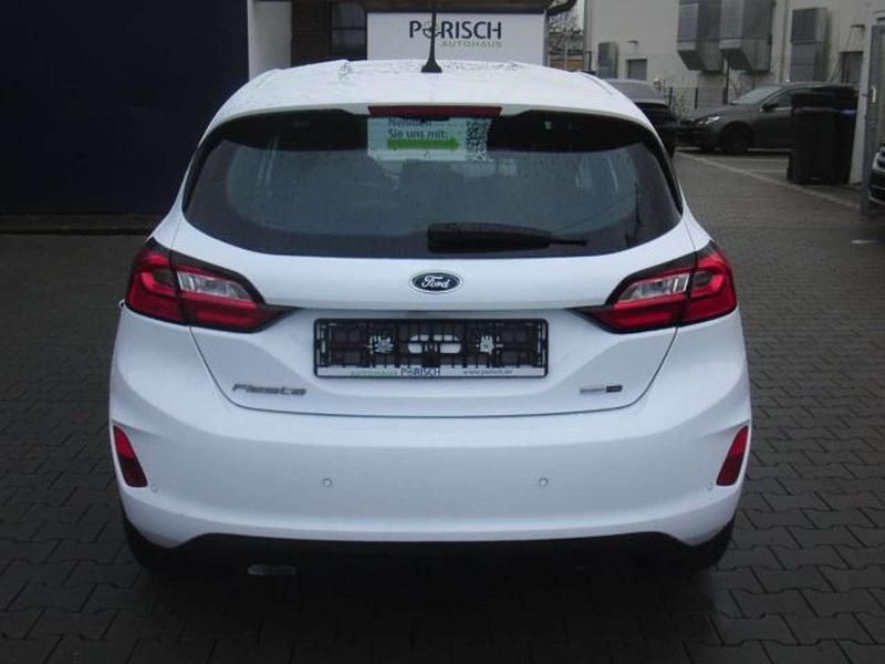 Gebraucht Ford Fiesta Titanium 125 PS (91 kW) 2024 Frostweiß Kleinwagen