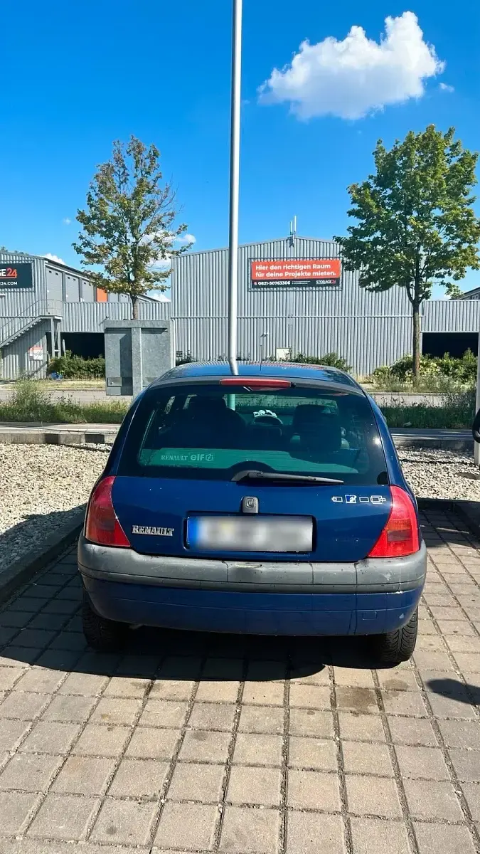 Gebraucht Renault Clio 59 PS (43 kW) 2000 Blau Kleinwagen