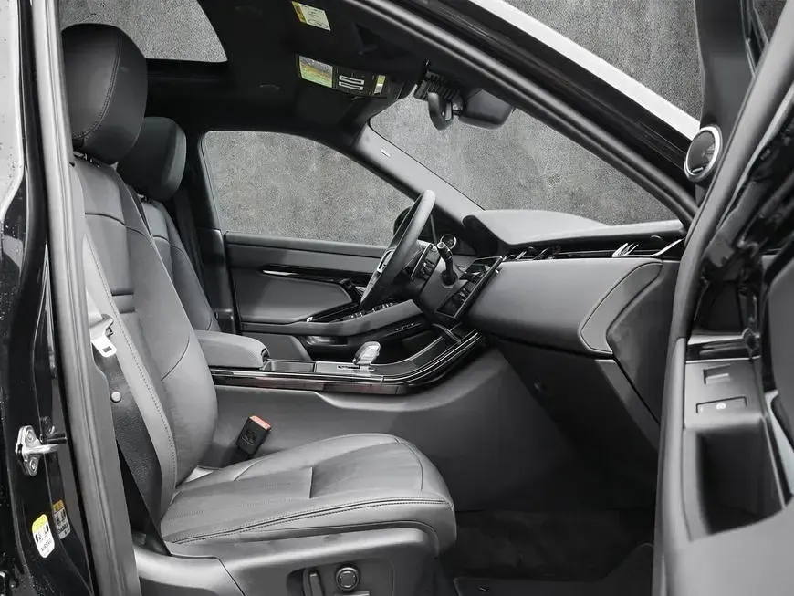 Gebraucht Land Rover Range Rover evoque SE Dynamic 163 PS (119 kW) 2026 Schwarz SUV