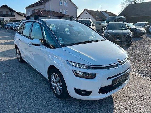Weiß Gebraucht 2016 Citroën Grand C4 Picasso SELECTION Van / Kleinbus | 3.990 € (Superpreis) - Bild 1/4