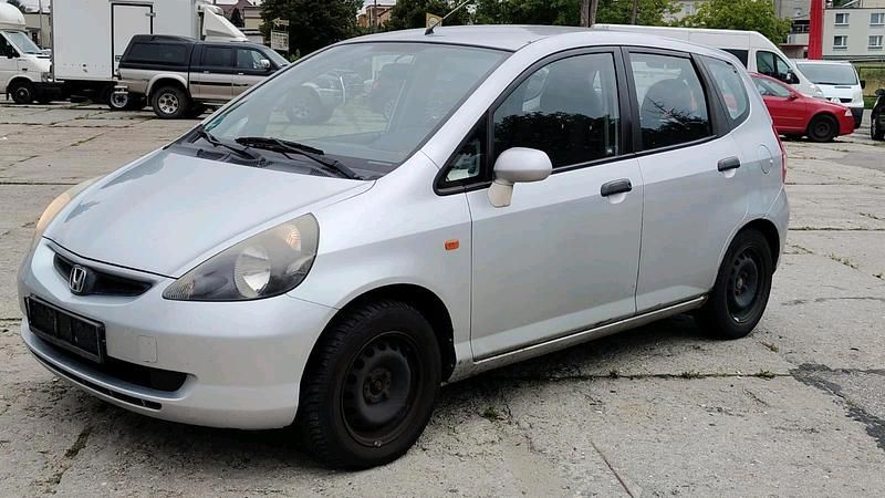 Silber Gebraucht 2002 Honda Jazz Kleinwagen | 650 € (Guter Preis) - Bild 1/4