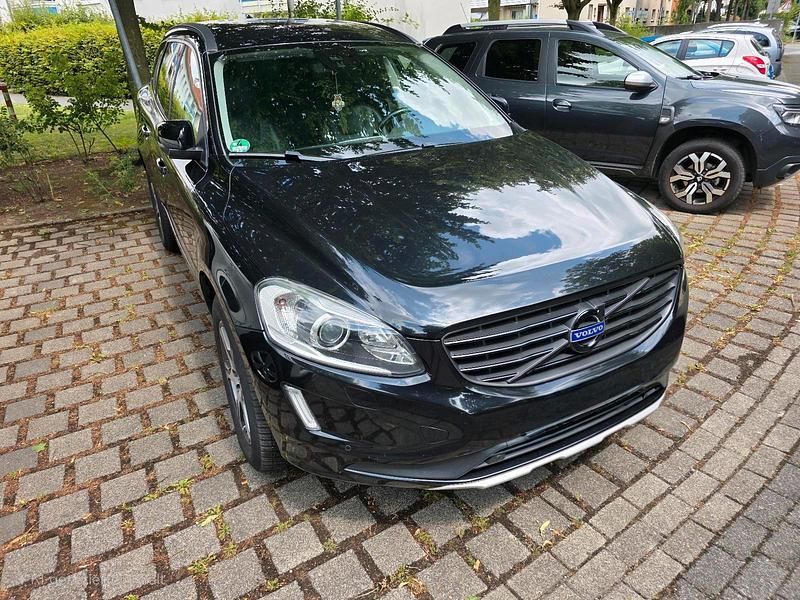 Schwarz Gebraucht 2014 Volvo XC60 SUV | 11.800 € - Bild 1/4