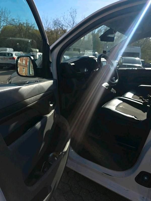 Gebraucht Citroën Jumpy 122 PS (89 kW) 2018 Weiß Van / Kleinbus