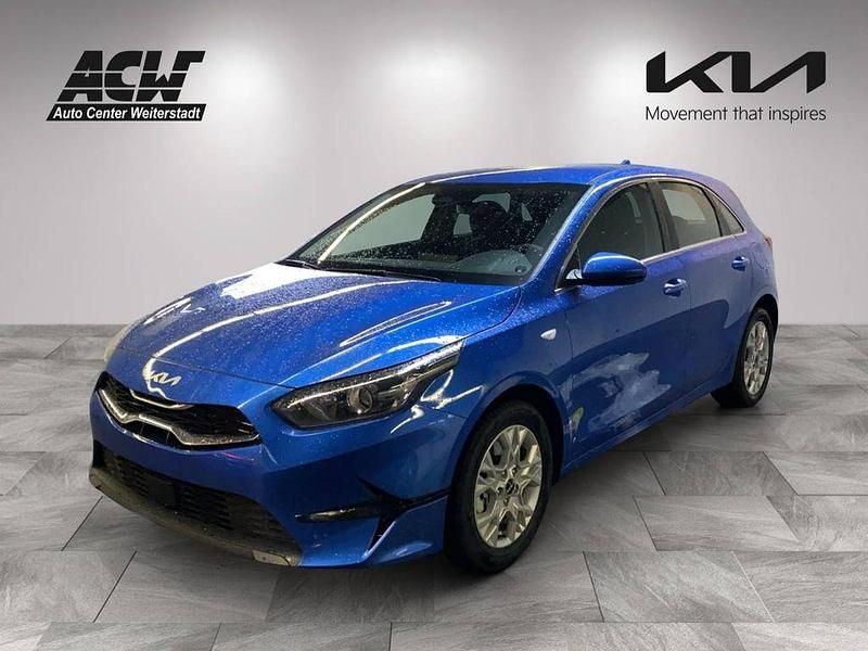 Neu Kia Ceed Vision 140 PS (102 kW) 2025 Blue flame Kleinwagen