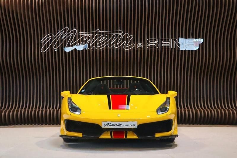 Usata Ferrari 488 2021 Giallo Cabrio