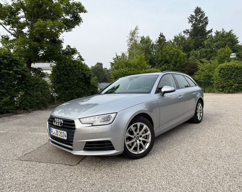 Silber Gebraucht 2016 Audi A4 Kombi | 11.900 € (Superpreis) - Bild 1/4