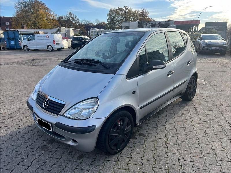 Gebraucht Mercedes A170 Elegance 95 PS (69 kW) 2004 Silber Van / Kleinbus