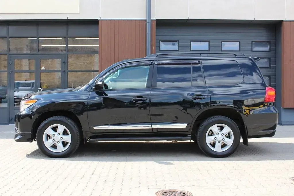 Gebraucht Toyota Land Cruiser Executive 272 PS (200 kW) 2015 Schwarz SUV