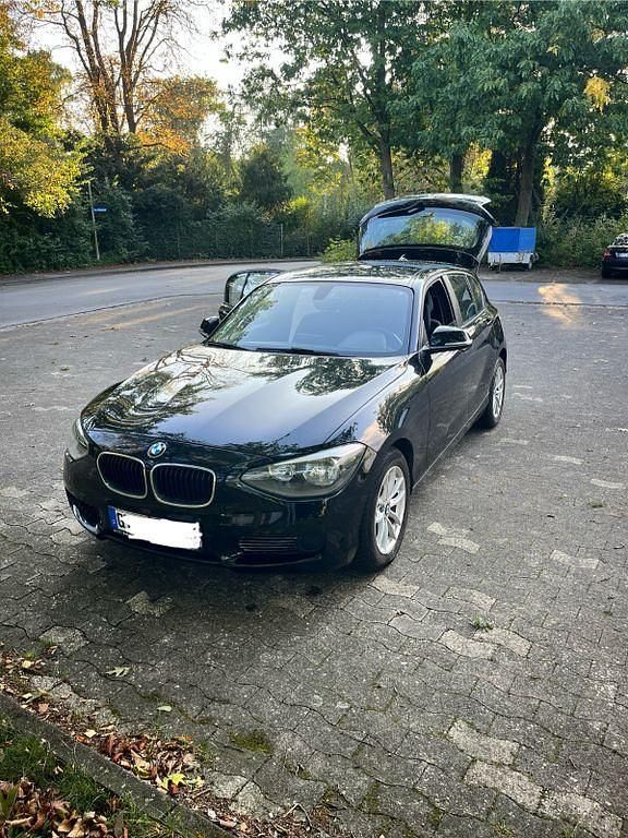 Schwarz Gebraucht 2013 BMW 116 Kleinwagen | 6.990 € (Fairer Preis) - Bild 1/4