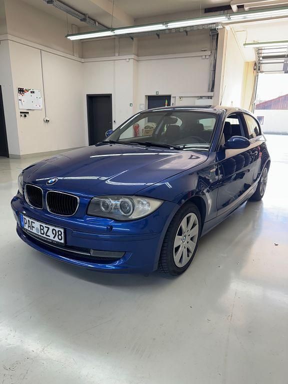 Gebraucht BMW 120 177 PS (130 kW) 2008 Blau Kleinwagen