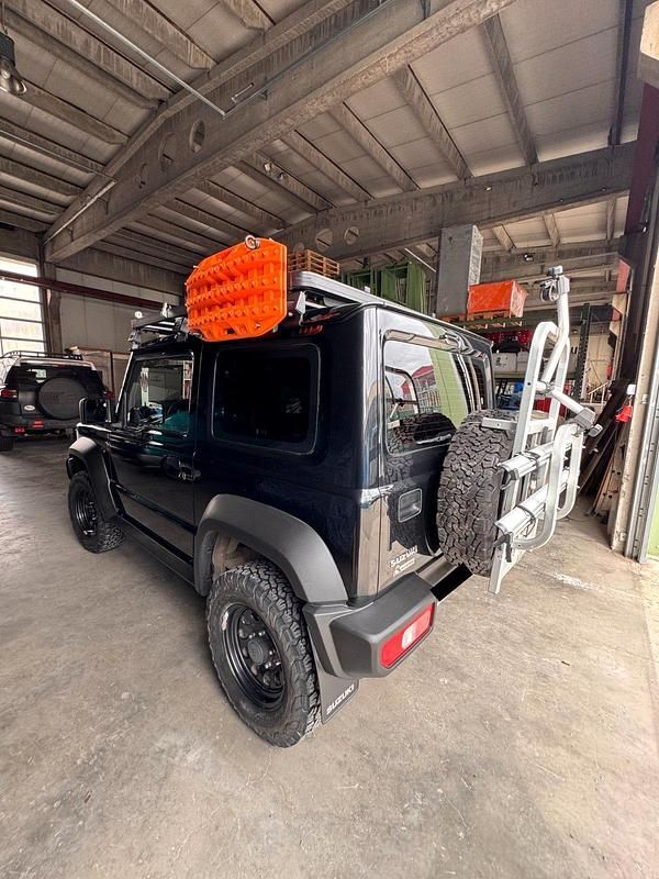 Gebraucht Suzuki Jimny 102 PS (75 kW) 2021 Schwarz SUV