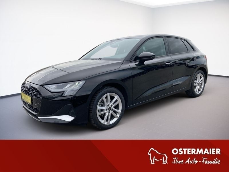 Mythosschwarz metallic Gebraucht 2024 Audi A3 Sportback Advanced Plus Limousine | 29.980 € (Superpreis) - Bild 1/4