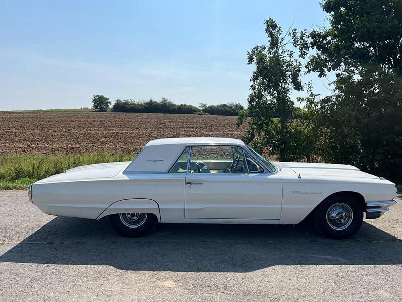 Gebraucht Ford V8 300 PS (220 kW) 1964 Weiß Coupé