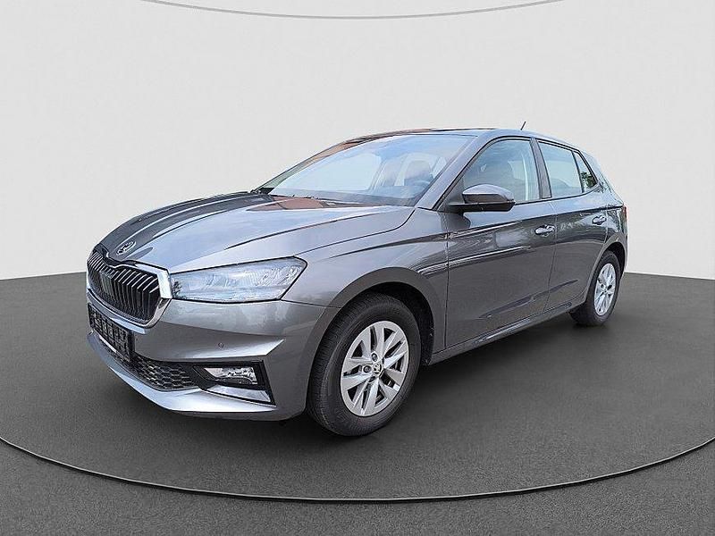 Graphitegrau metallic Gebraucht 2025 Skoda Fabia Selection | 19.990 € (Guter Preis) - Bild 1/4