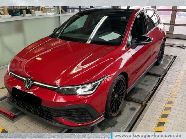 Gebraucht VW Golf VIII GTI 300 PS (220 kW) 2023 Kings red metallic Limousine