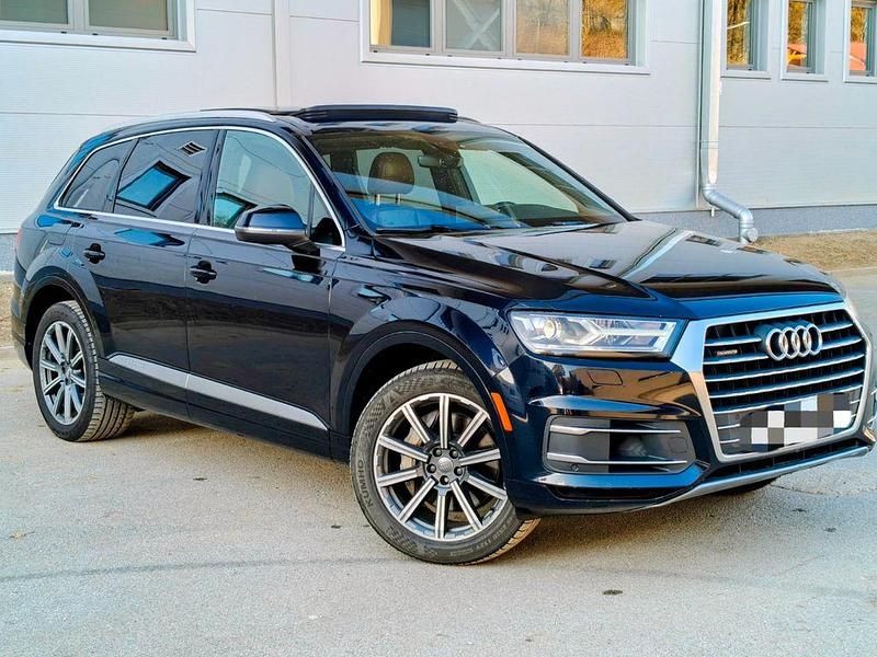 Blau Gebraucht 2017 Audi Q7 SUV | 19.980 € (Superpreis) - Bild 1/4