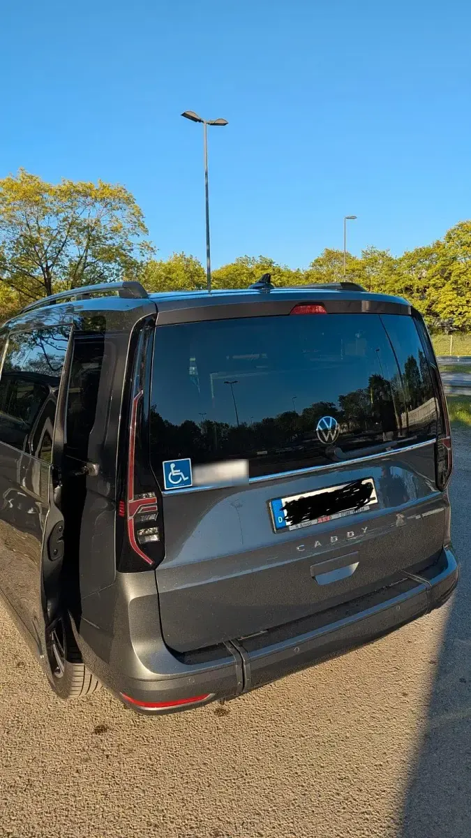 Brugt VW Caddy Maxi 114 HK (83 kW) 2022 Grå MPV