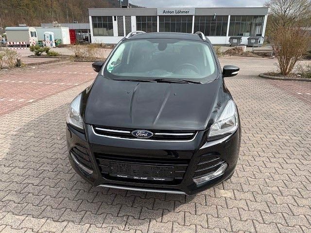 Gebraucht Ford Kuga Titanium 179 PS (131 kW) 2015 Schwarz SUV