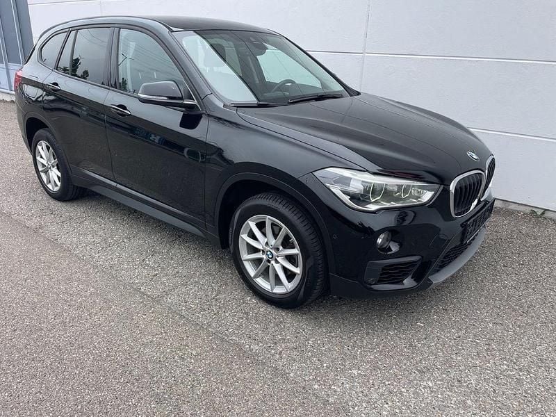 Schwarz Gebraucht 2017 BMW X1 Advantage SUV | 11.900 € (Fairer Preis) - Bild 1/4