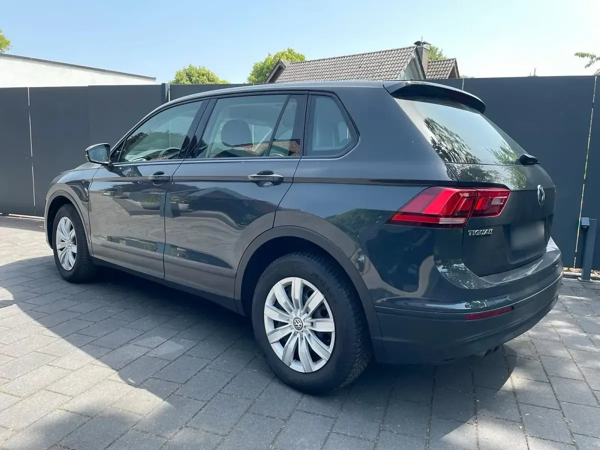 Używany VW Tiguan 125 KM (91 kW) 2018 Szary SUV