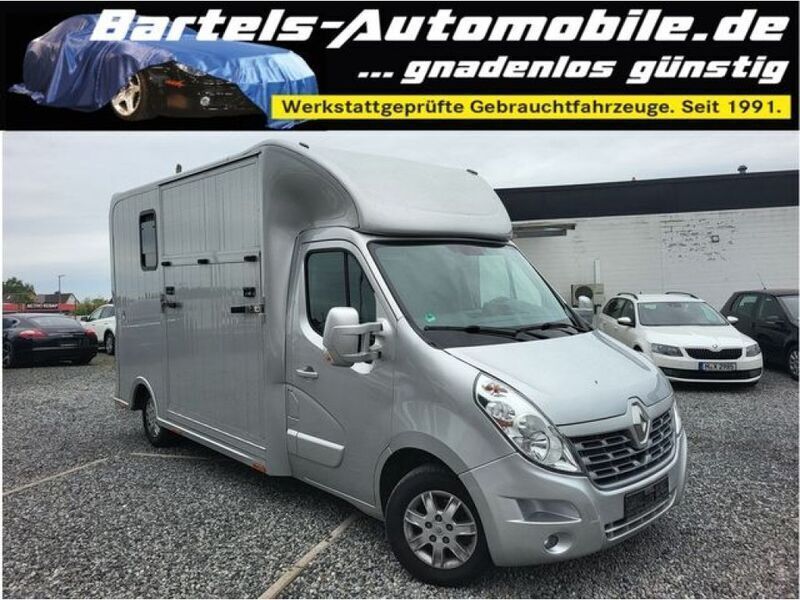 Grau etoile (metallic) Gebraucht 2019 Renault Master Van | 52.900 € - Bild 1/4