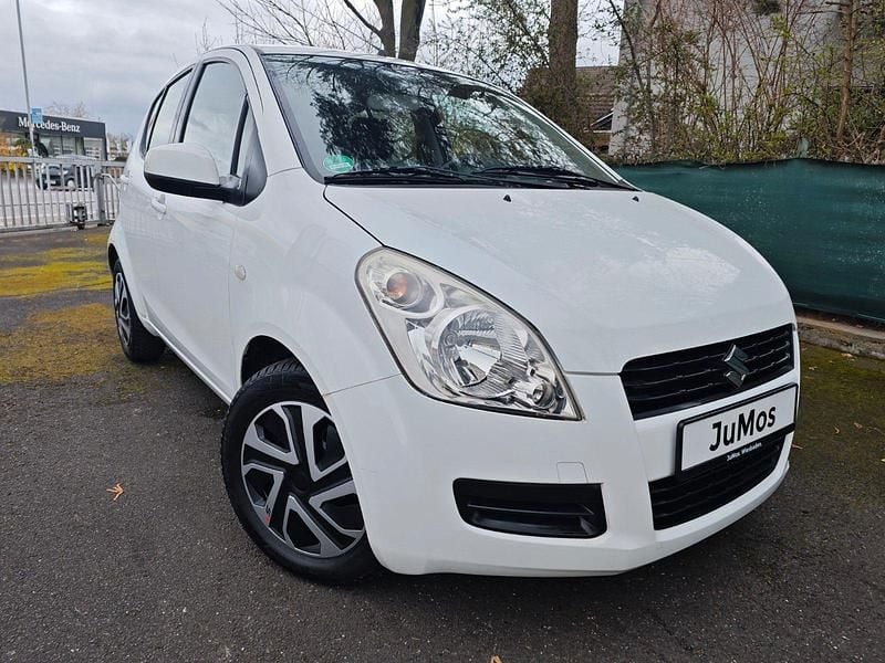 Usado Suzuki Splash Basic 65 HP (47 kW) 2009 Branco Citadino