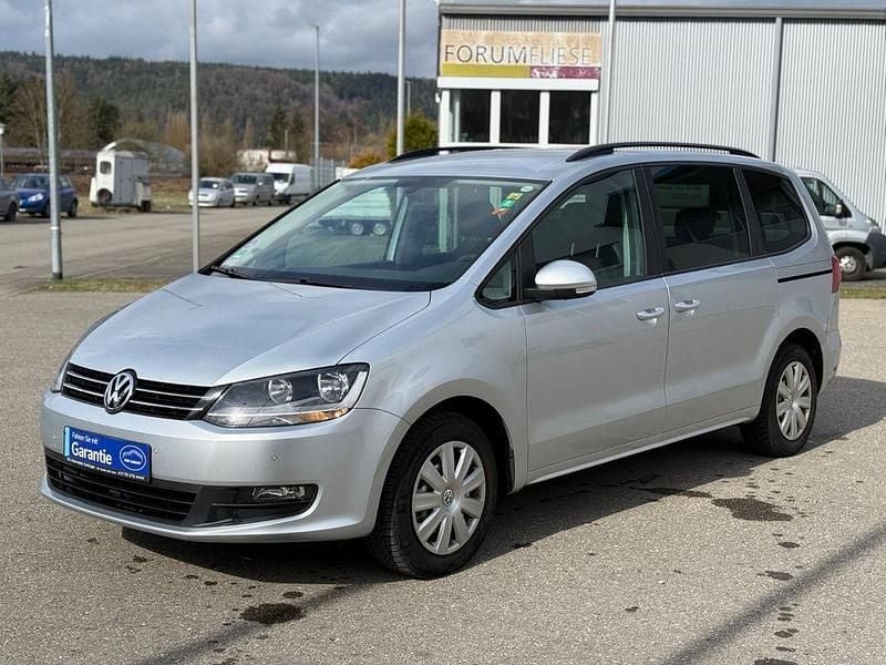 Gebraucht VW Sharan Trendline 150 PS (110 kW) 2010 Silber Van / Kleinbus