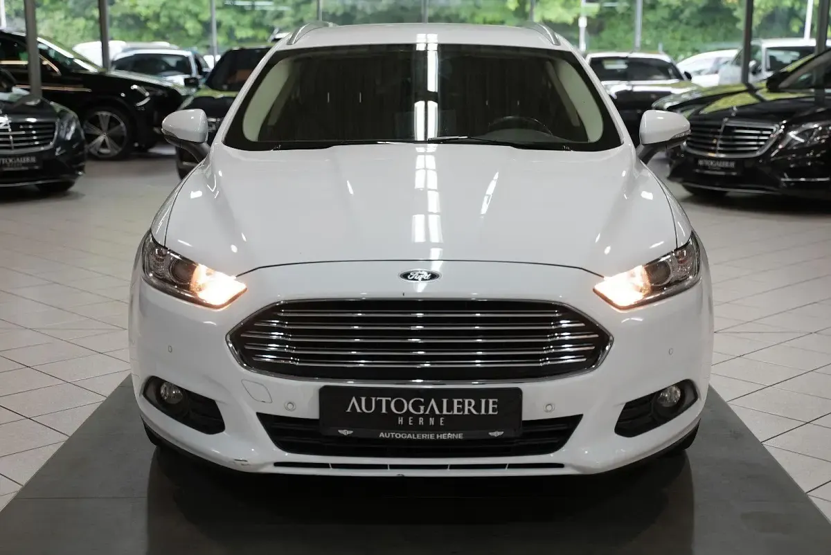 Gebraucht Ford Mondeo 150 PS (110 kW) 2016 Weiß Kombi