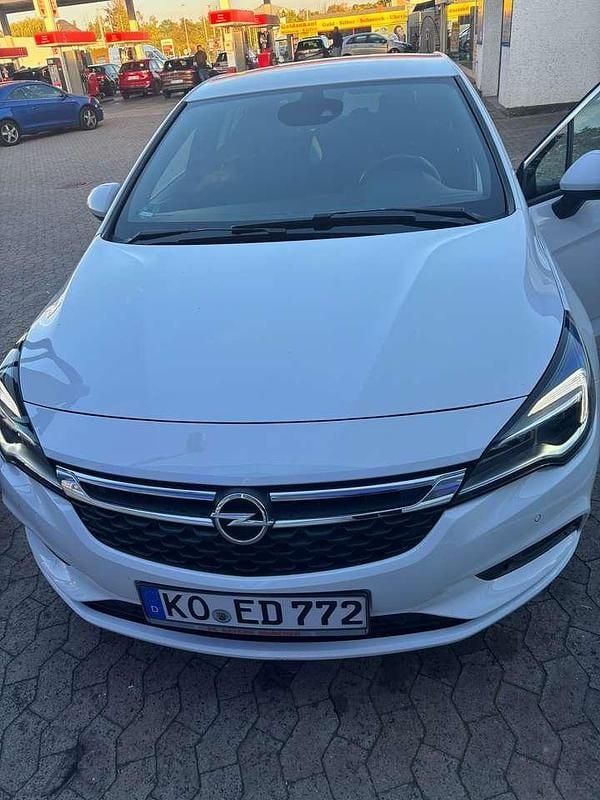 Gebraucht Opel Astra 110 PS (80 kW) 2016 Weiß Limousine