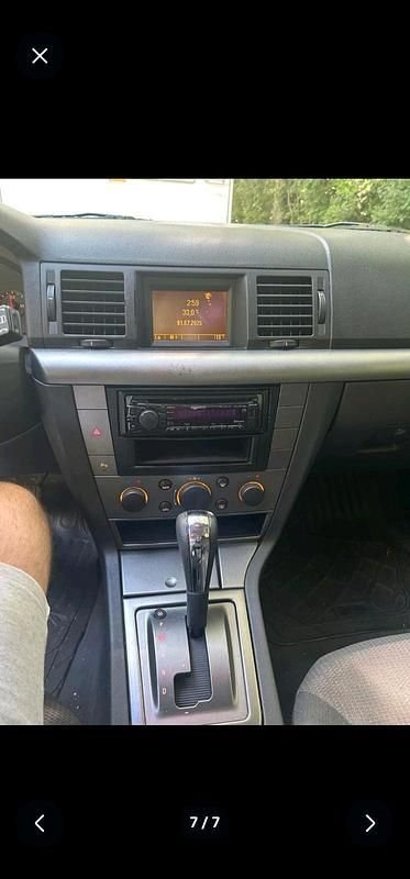 Gebraucht Opel Vectra 147 PS (108 kW) 2002 Beige Limousine