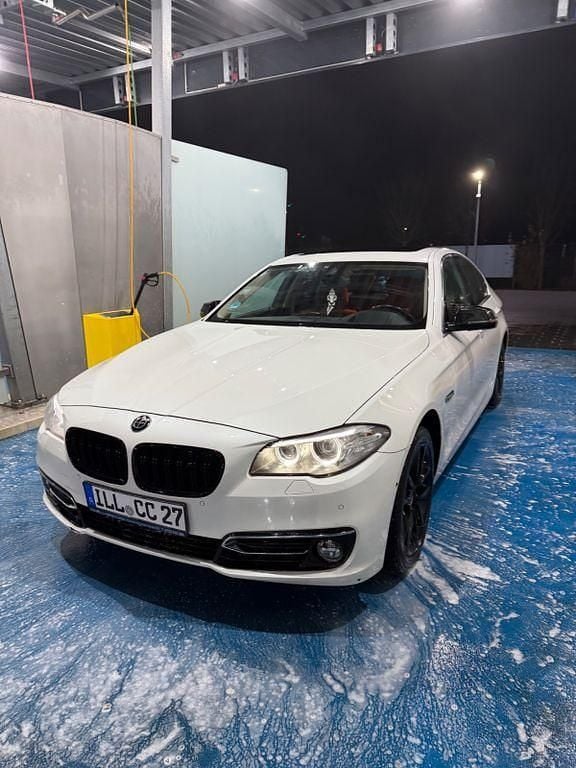 Gebraucht BMW 535 Luxury Line 313 PS (230 kW) 2015 Weiß Limousine