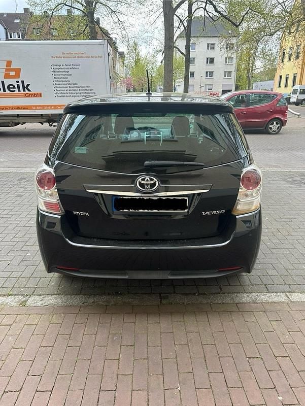 Gebraucht Toyota Corolla 124 PS (91 kW) 2013 Schwarz Kombi