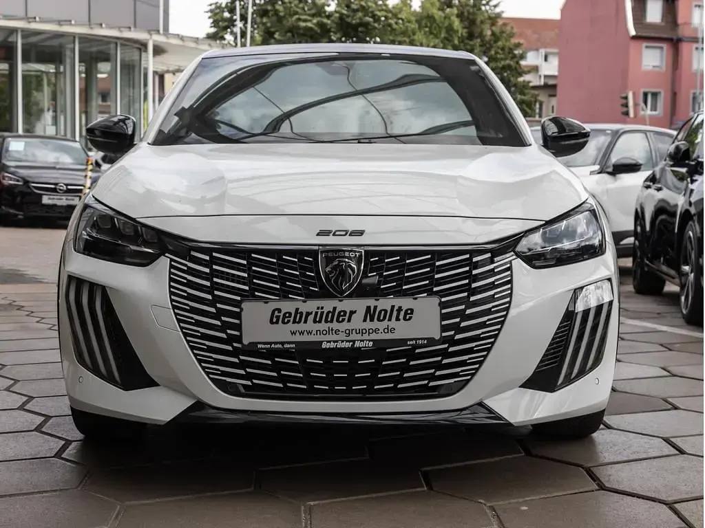 Gebraucht Peugeot 208 GT 101 PS (74 kW) 2024 Weiß Kleinwagen