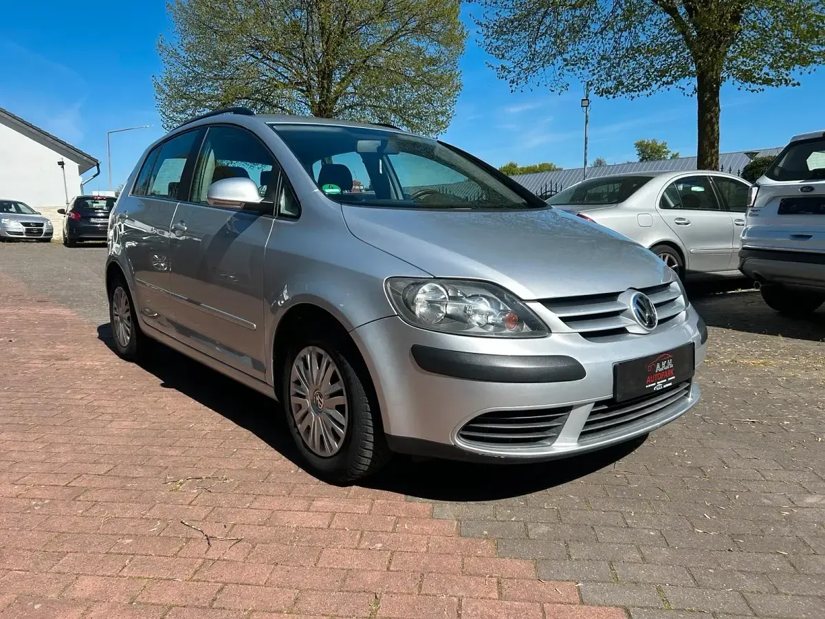 Gebraucht VW Golf VI Style 80 PS (58 kW) 2009 Silber Kleinwagen
