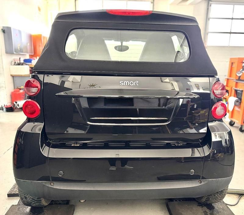 Gebraucht Smart ForTwo Cabrio 84 PS (61 kW) 2007 Schwarz Cabrio