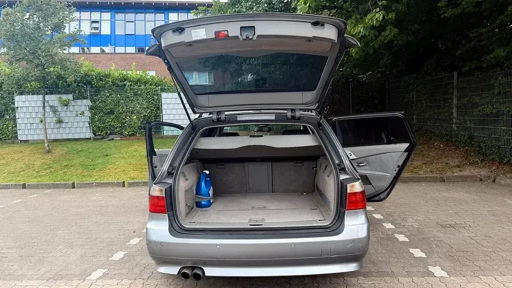 Gebraucht BMW 535 272 PS (200 kW) 2006 Silber Kombi