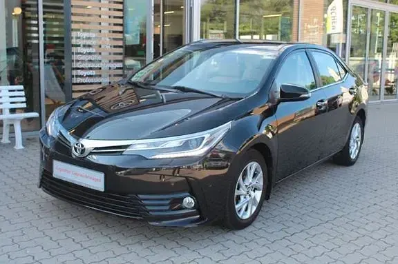 Gebraucht Toyota Corolla Edition 132 PS (97 kW) 2016 Schwarz Limousine