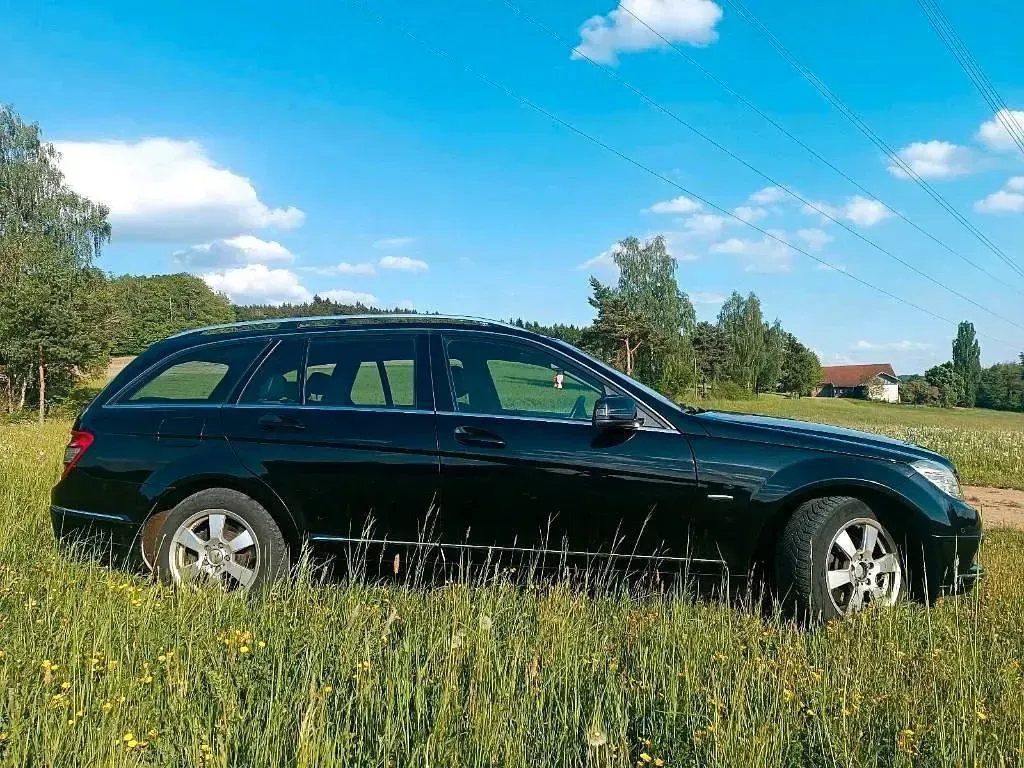 Gebraucht Mercedes C200 184 PS (135 kW) 2010 Schwarz Kombi