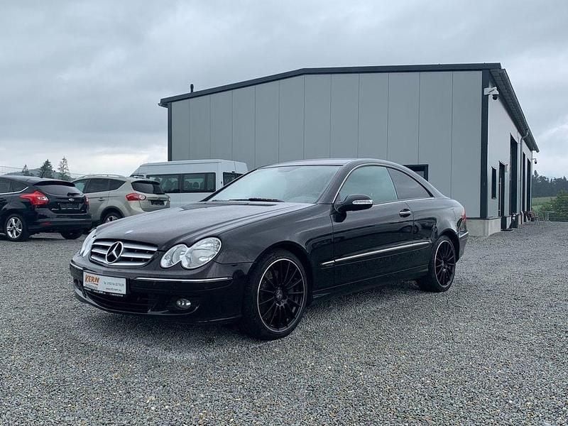 Gebraucht Mercedes CLK200 Elegance 184 PS (135 kW) 2008 Schwarz Coupé