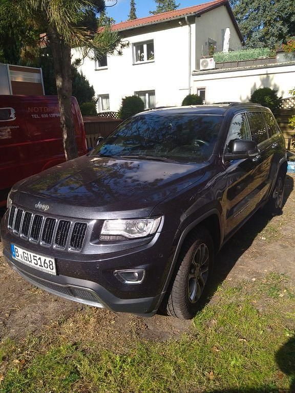 Grau Gebraucht 2016 Jeep Grand Cherokee Limited SUV | 16.200 € (Superpreis) - Bild 1/4