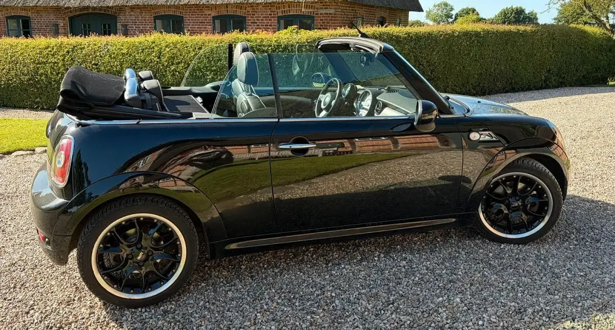 Gebraucht Mini Cooper S Cabriolet 207 PS (152 kW) 2009 Schwarz Cabrio