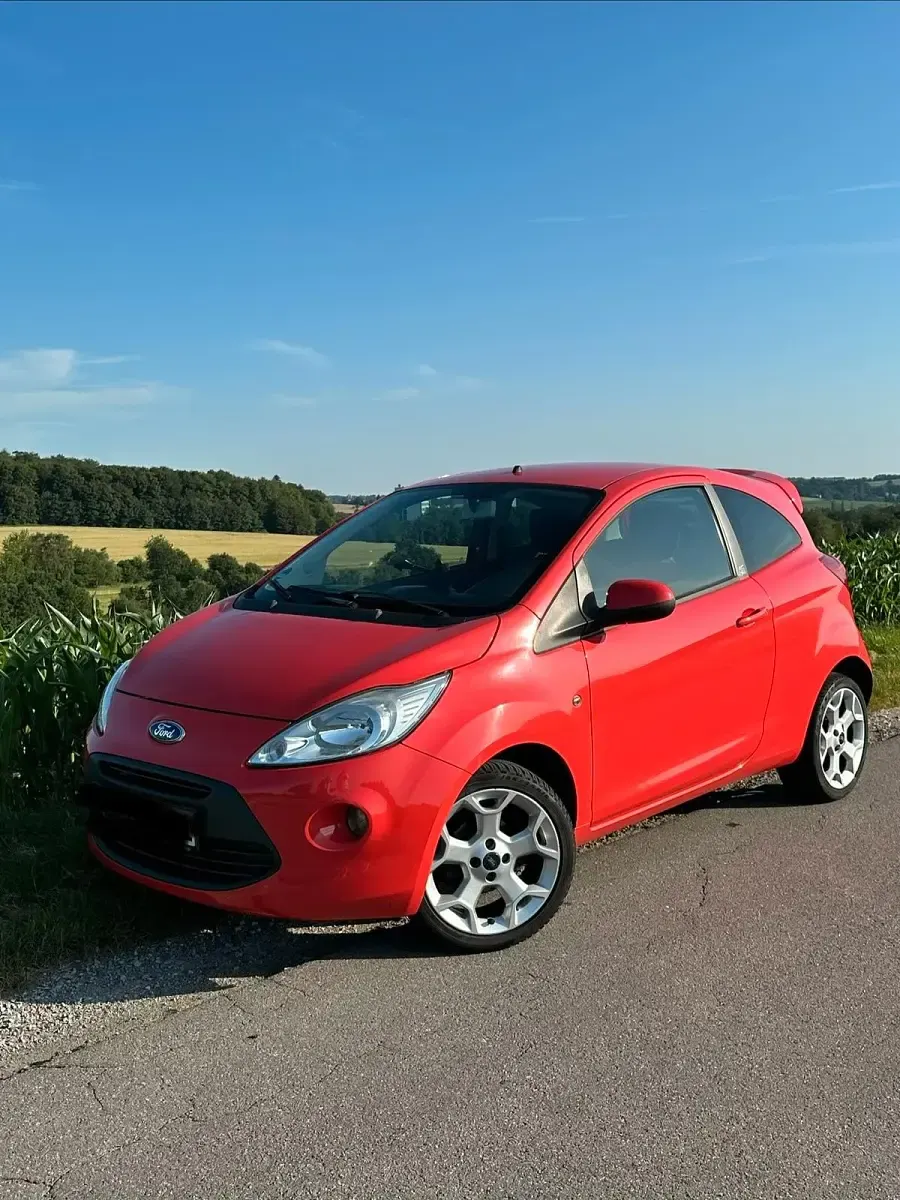Gebraucht Ford Ka Titanium 70 PS (51 kW) 2009 Rot Kleinwagen